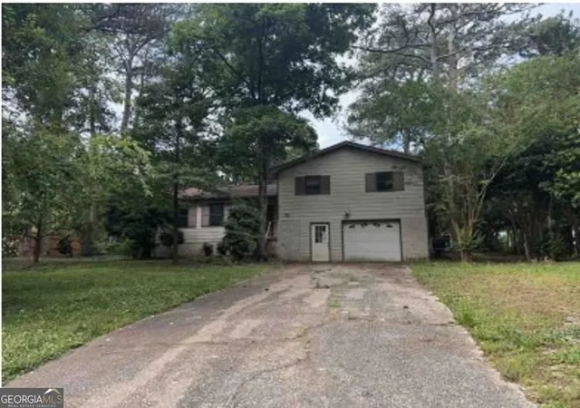 Photo 1 of Single family home for sale at 3815 Willowbrook Dr, Douglasville, GA 30135 | MLS# 10845979 | Listing updated on 2026-09-28