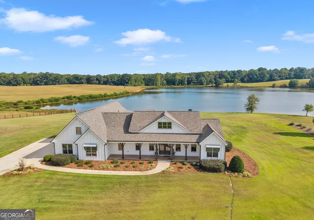 Photo 1 of Single family home for sale at 4191 Highway 11, Mansfield, GA 30055 | MLS# 10851497 | Listing updated on 2026-10-08