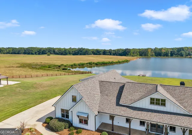 Photo 3 of Single family home for sale at 4191 Highway 11, Mansfield, GA 30055 | MLS# 10851497 | Listing updated on 2026-10-08