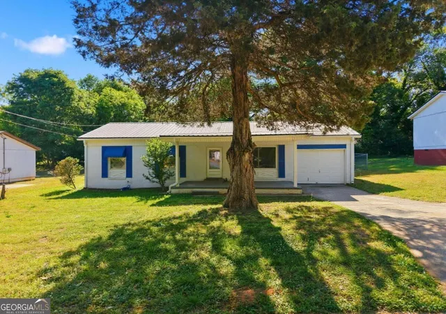 Photo 2 of Single family home for sale at 360 Martin Cir, Athens, GA 30601 | MLS# 10841105 | Listing updated on 2026-09-08