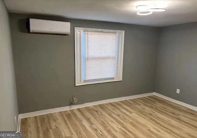 Photo 4 of Multi family home for sale at 667 Thurmond St NW, Atlanta, GA 30314 | MLS# 10850833 | Listing updated on 2026-10-06