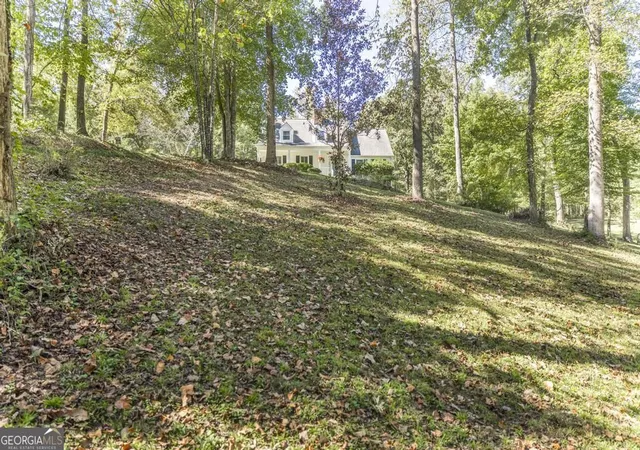 Photo 2 of Single family home for sale at 233 Hamrick Rd, Macon, GA 31220 | MLS# 10880767 | Listing updated on 2026-10-29