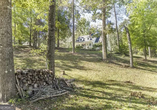 Photo 3 of Single family home for sale at 233 Hamrick Rd, Macon, GA 31220 | MLS# 10880767 | Listing updated on 2026-10-29