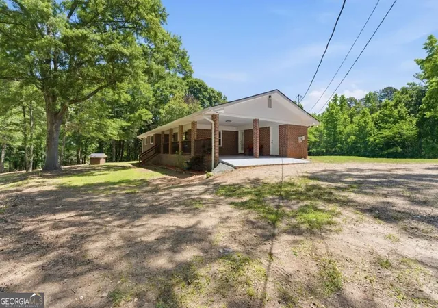 Photo 2 of Single family home for sale at 3282 Old Snapping Shls Rd, Mcdonough, GA 30252 | MLS# 10832404 | Listing updated on 2026-09-08