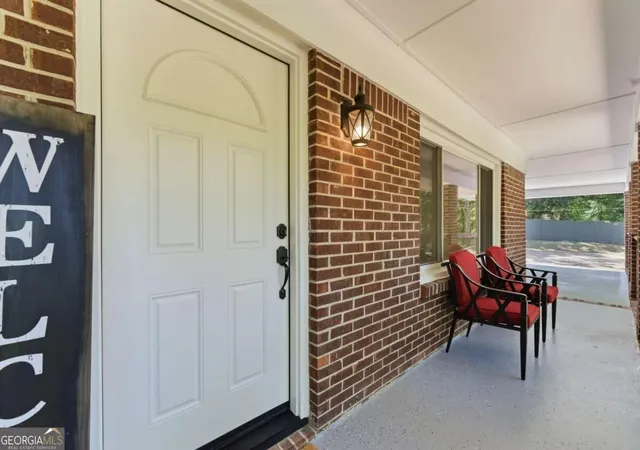 Photo 3 of Single family home for sale at 3282 Old Snapping Shls Rd, Mcdonough, GA 30252 | MLS# 10832404 | Listing updated on 2026-09-08