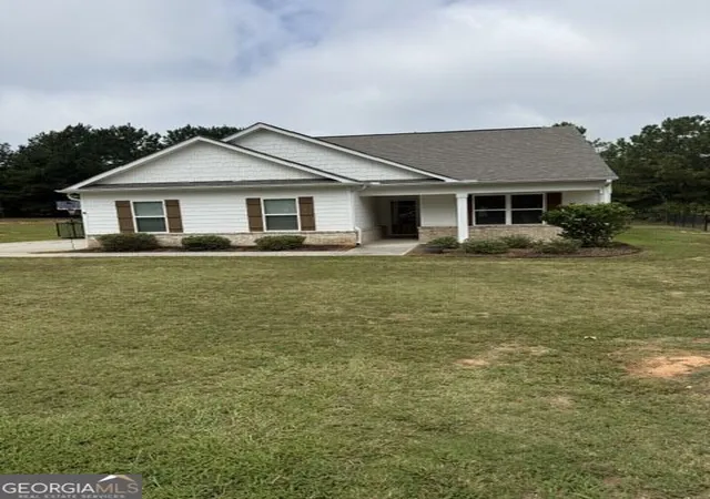 Photo 3 of Single family home for sale at 158 Meadowbrooke Dr, Milner, GA 30257 | MLS# 10850802 | Listing updated on 2026-10-06