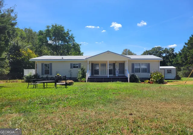 Photo 3 of Sale Pending at 420 Sanford Dr, Nicholson, GA 30565 | MLS# 10840223 | Listing updated on 2026-09-18