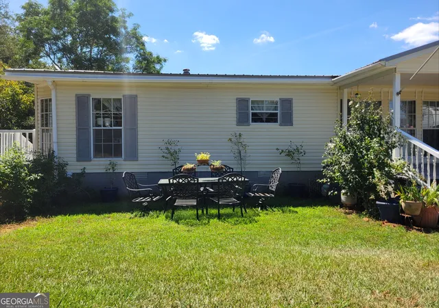 Photo 4 of Sale Pending at 420 Sanford Dr, Nicholson, GA 30565 | MLS# 10840223 | Listing updated on 2026-09-18