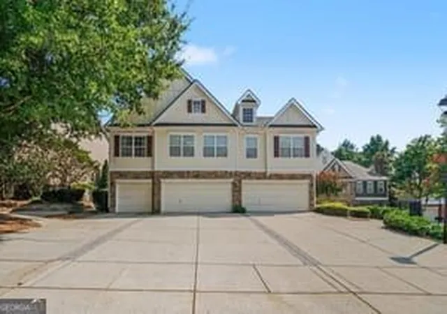 Photo 2 of Townhouse for sale at 2551 Willow Grv Rd Nw, Acworth, GA 30101 | MLS# 10839809 | Listing updated on 2026-09-17