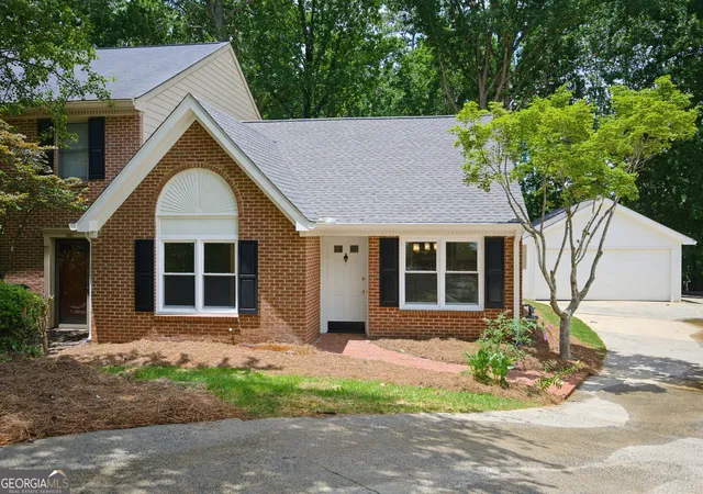 Townhouse for sale at 1299 Whitlock Ridge Dr SW, Marietta, GA 30064 | MLS# 10838908