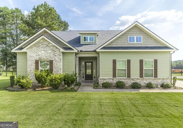 Photo 1 of Single family home for sale at 101 Lynn Wright Dr, Perry, GA 31069 | MLS# 10840482 | Listing updated on 2026-09-18