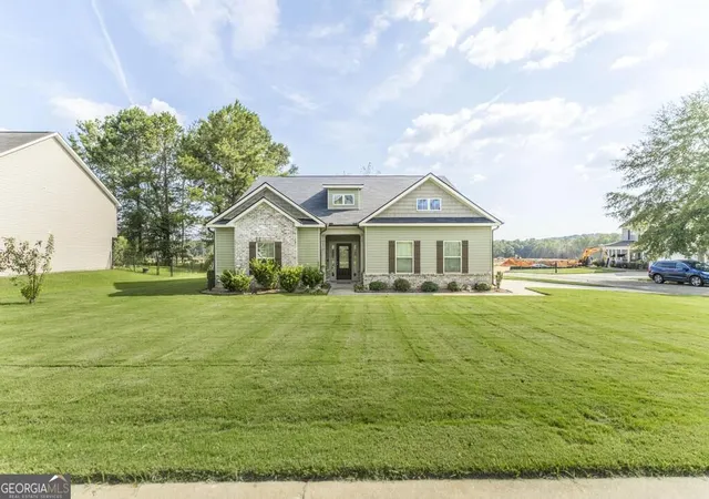 Photo 2 of Single family home for sale at 101 Lynn Wright Dr, Perry, GA 31069 | MLS# 10840482 | Listing updated on 2026-09-18