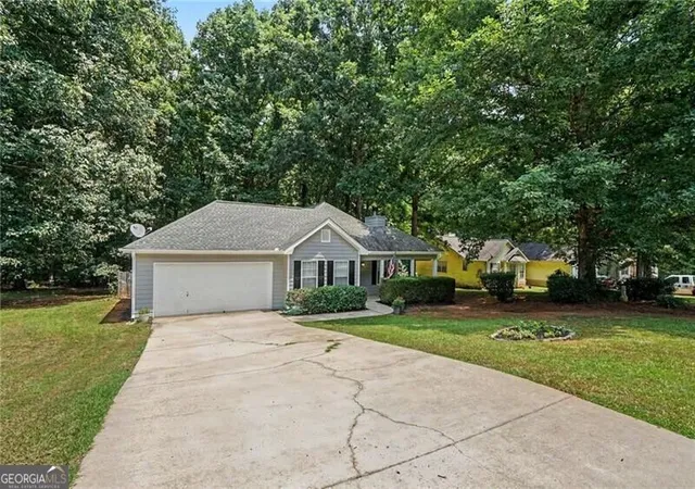 Photo 2 of Single family home for sale at 50 Mountainside Ln, Covington, GA 30016 | MLS# 10838680 | Listing updated on 2026-09-17