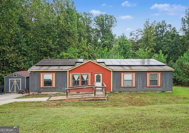 Photo 3 of Single family home for sale at 646 Ivy Crk Dr, Nicholson, GA 30565 | MLS# 10849929 | Listing updated on 2026-10-08
