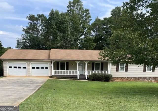 Photo 1 of Single family home for sale at 118 Cotton Indian Trl, Stockbridge, GA 30281 | MLS# 10850842 | Listing updated on 2026-10-06