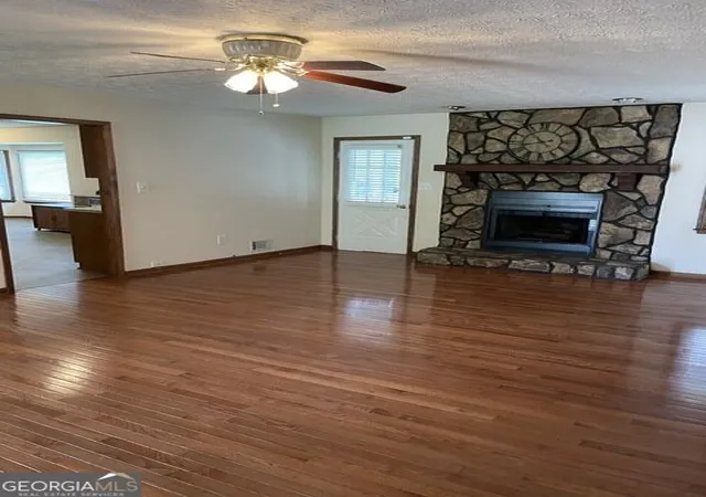 Photo 4 of Single family home for sale at 118 Cotton Indian Trl, Stockbridge, GA 30281 | MLS# 10850842 | Listing updated on 2026-10-06