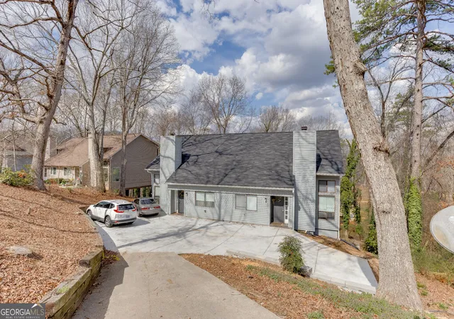 Townhouse for sale at 3932 Darryl Ln, Gainesville, GA 30506 | MLS# 10837381