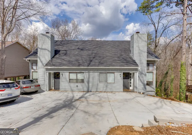 Photo 2 of Townhouse for sale at 3932 Darryl Ln, Gainesville, GA 30506 | MLS# 10837381 | Listing updated on 2026-09-15
