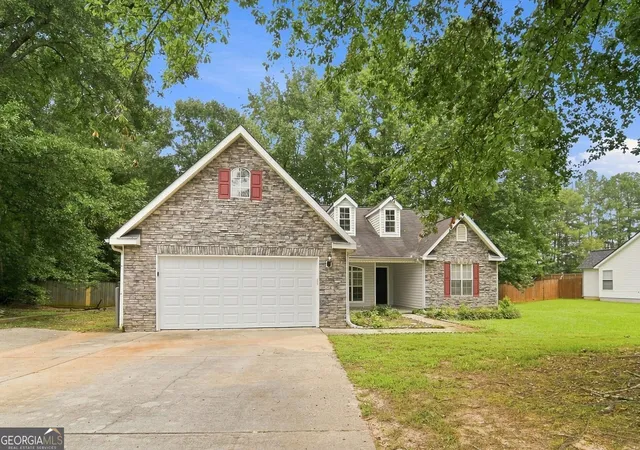 Photo 2 of Single family home for sale at 125 River View Ct, Hampton, GA 30228 | MLS# 10840767 | Listing updated on 2026-09-18