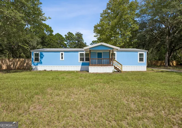 Photo 3 of Sale Pending at 3191 Dover Blf Rd, Waverly, GA 31565 | MLS# 10845465 | Listing updated on 2026-09-16