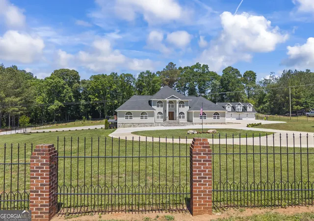 Photo 4 of Single family home for sale at 22 Anderson Thomas Rd, Martin, GA 30557 | MLS# 10755579 | Listing updated on 2026-09-30