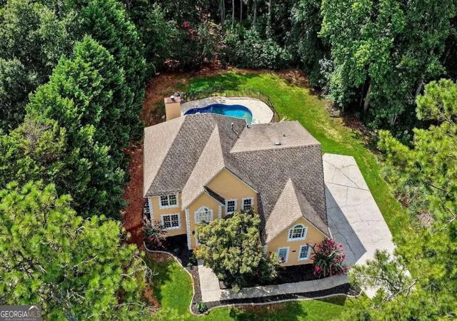 Photo 2 of Single family home for sale at 205 Harbor Lakes Way, Fayetteville, GA 30215 | MLS# 10842398 | Listing updated on 2026-09-12