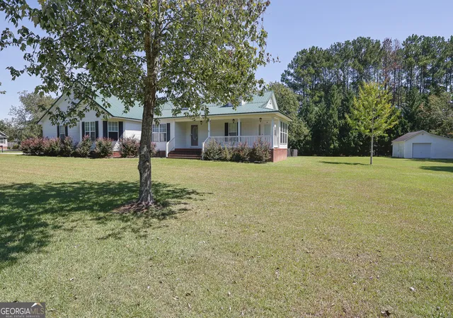Photo 3 of Sale Pending at 123 Whippoorwill Landing, Cochran, GA 31014 | MLS# 10842053 | Listing updated on 2026-09-18