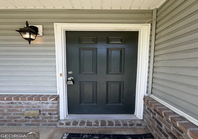 Photo 2 of Single family home for sale at 1141 Villa Clara Way, Gainesville, GA 30504 | MLS# 10851066 | Listing updated on 2026-09-22