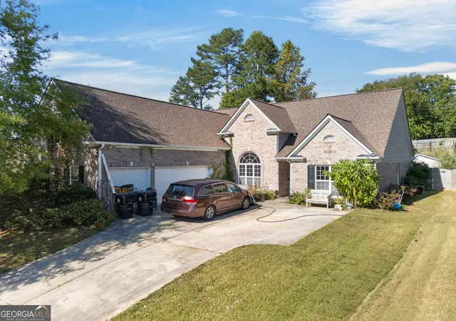 Photo 1 of Single family home for sale at 93 Bent Ridge Dr S, Dawsonville, GA 30534 | MLS# 10874990 | Listing updated on 2026-10-30