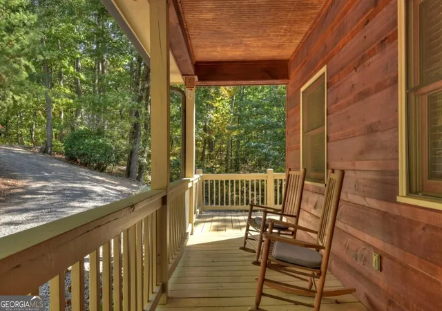 Photo 4 of Single family home for sale at 1072 Heatherwood Way, Talking Rock, GA 30175 | MLS# 10851597 | Listing updated on 2026-10-07