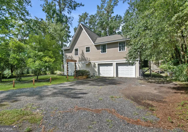 Photo 2 of Single family home for sale at 641 Tideland Dr, Midway, GA 31320 | MLS# 10837325 | Listing updated on 2026-09-15