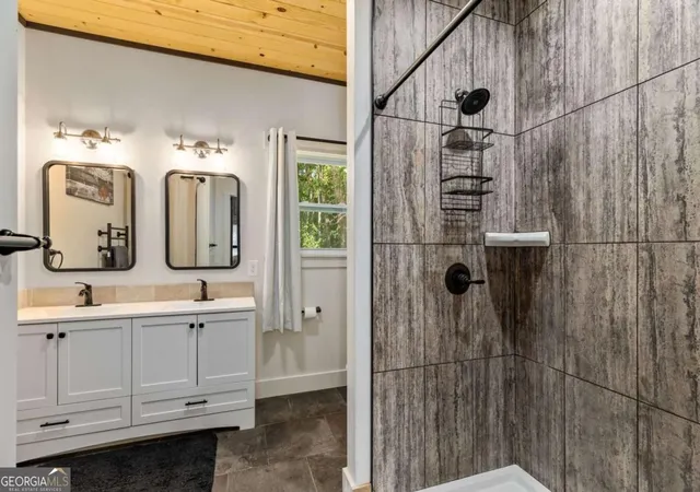 Photo 3 of Single family home for sale at 101 Pleasant Hl Cir, Blairsville, GA 30512 | MLS# 10842500 | Listing updated on 2026-09-23