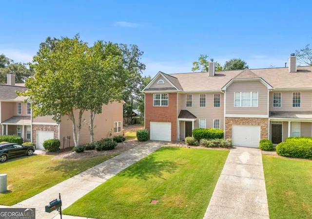 Photo 2 of Townhouse for sale at 109 Oak Green Dr, Lawrenceville, GA 30044 | MLS# 10851438 | Listing updated on 2026-10-07