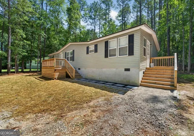 Photo 3 of Single family home for sale at 187 Rockville Springs Dr, Eatonton, GA 31024 | MLS# 10838322 | Listing updated on 2026-09-16