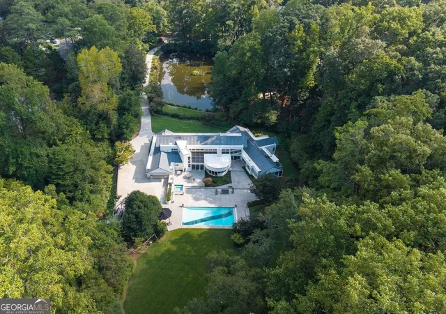 Photo 2 of Single family home for sale at 500 Franklin Rd Ne, Sandy Springs, GA 30342 | MLS# 10850292 | Listing updated on 2026-10-05