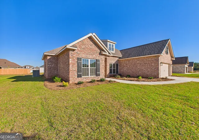 Photo 3 of Single family home for sale at 201 Woodwinds Ct, Kathleen, GA 31047 | MLS# 10752864 | Listing updated on 2026-10-27
