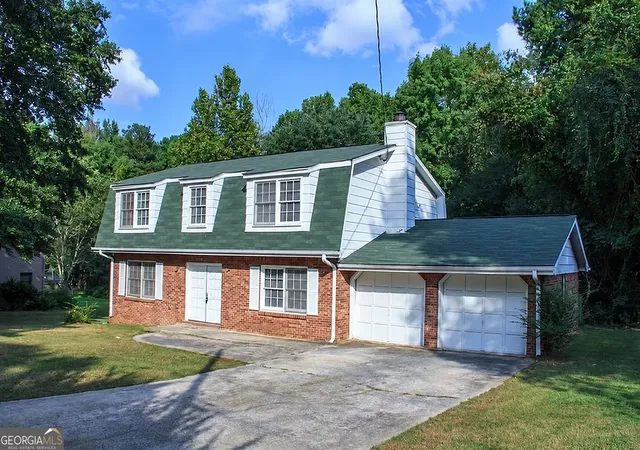 Photo 1 of Single family home for sale at 6202 Lance Ln, Riverdale, GA 30274 | MLS# 10847385 | Listing updated on 2026-09-30