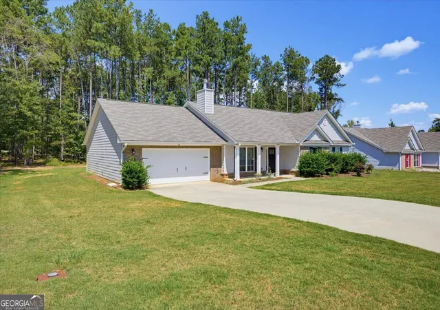 Photo 3 of Single family home for sale at 62 Windrow Trl, Statham, GA 30666 | MLS# 10842206 | Listing updated on 2026-10-05