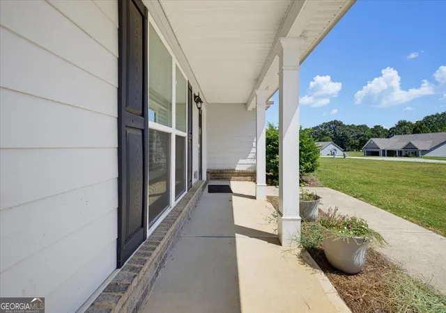 Photo 3 of Single family home for sale at 62 Windrow Trl, Statham, GA 30666 | MLS# 10842206 | Listing updated on 2026-10-11