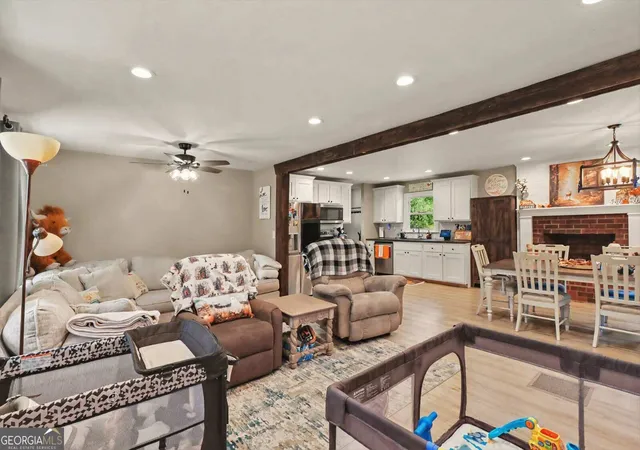 Photo 3 of Sale Pending at 51 Rainwood Cir SE Dr, Silver Creek, GA 30173 | MLS# 10852211 | Listing updated on 2026-10-07