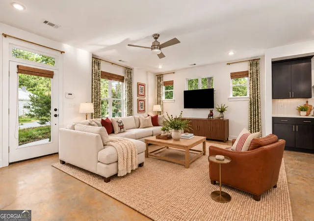 Photo 3 of Single family home for sale at 1322 W Hancock Ave W, Athens, GA 30606 | MLS# 10774481 | Listing updated on 2026-10-26
