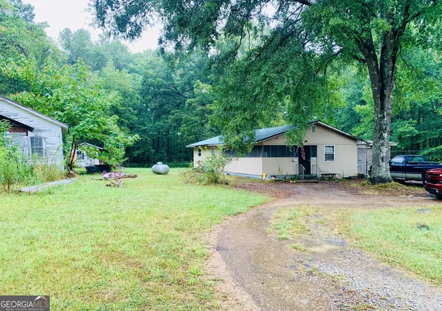 Photo 1 of Single family home for sale at 1658 Johnson Lake Rd, Cedartown, GA 30125 | MLS# 10846791 | Listing updated on 2026-10-11