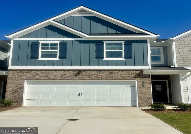 Townhouse for sale at 7041 Old Bridge Ln, Conyers, GA 30013 | MLS# 10832357