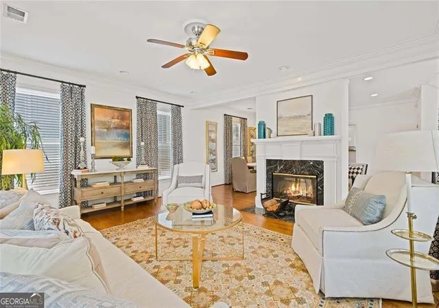 Photo 3 of Single family home for sale at 341 Irwin St Ne, Atlanta, GA 30312 | MLS# 10850971 | Listing updated on 2026-10-02