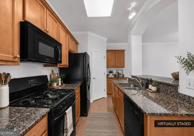 Photo 3 of Townhouse for sale at 147 Sunset Ln, Woodstock, GA 30189 | MLS# 10810248 | Listing updated on 2026-09-13