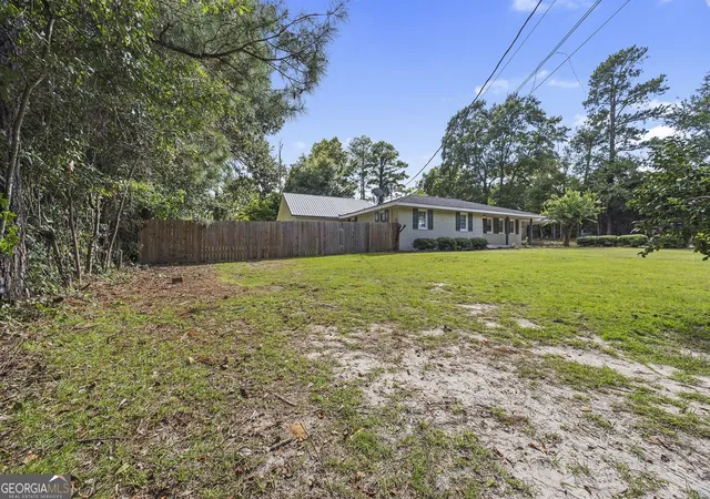 Photo 3 of Sale Pending at 145 Wall St, Warner Robins, GA 31088 | MLS# 10840976 | Listing updated on 2026-09-23