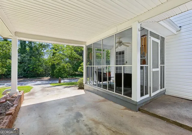 Photo 2 of Single family home for sale at 1395 Dorothy Dr, Decatur, GA 30030 | MLS# 10841638 | Listing updated on 2026-09-08