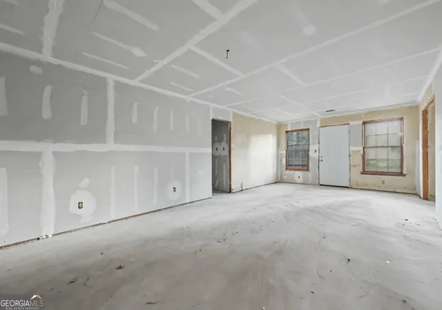 Photo 4 of Single family home for sale at 6917 Mccurley Rd, Acworth, GA 30102 | MLS# 10878853 | Listing updated on 2026-10-26