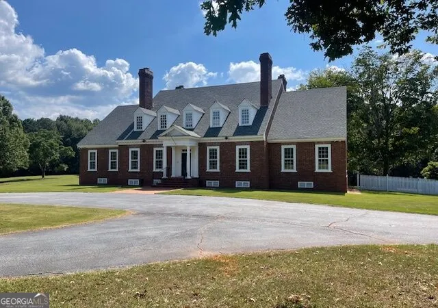 Photo 2 of Single family home for sale at 1007 W Gordon St, Thomaston, GA 30286 | MLS# 10847515 | Listing updated on 2026-09-30