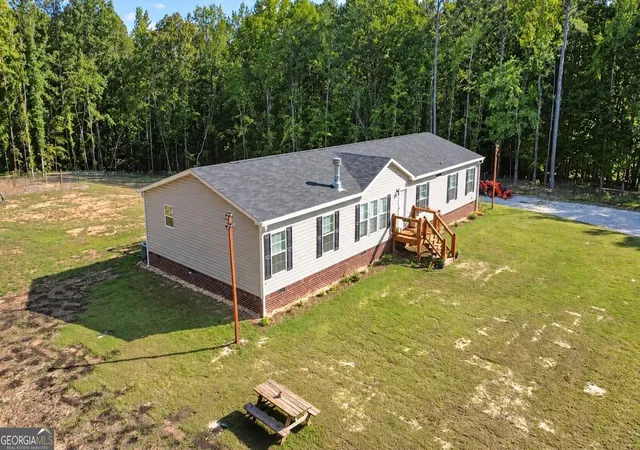 Photo 2 of Manufactured home for sale at 259 Hawks Trl, Newborn, GA 30056 | MLS# 10836245 | Listing updated on 2026-09-30
